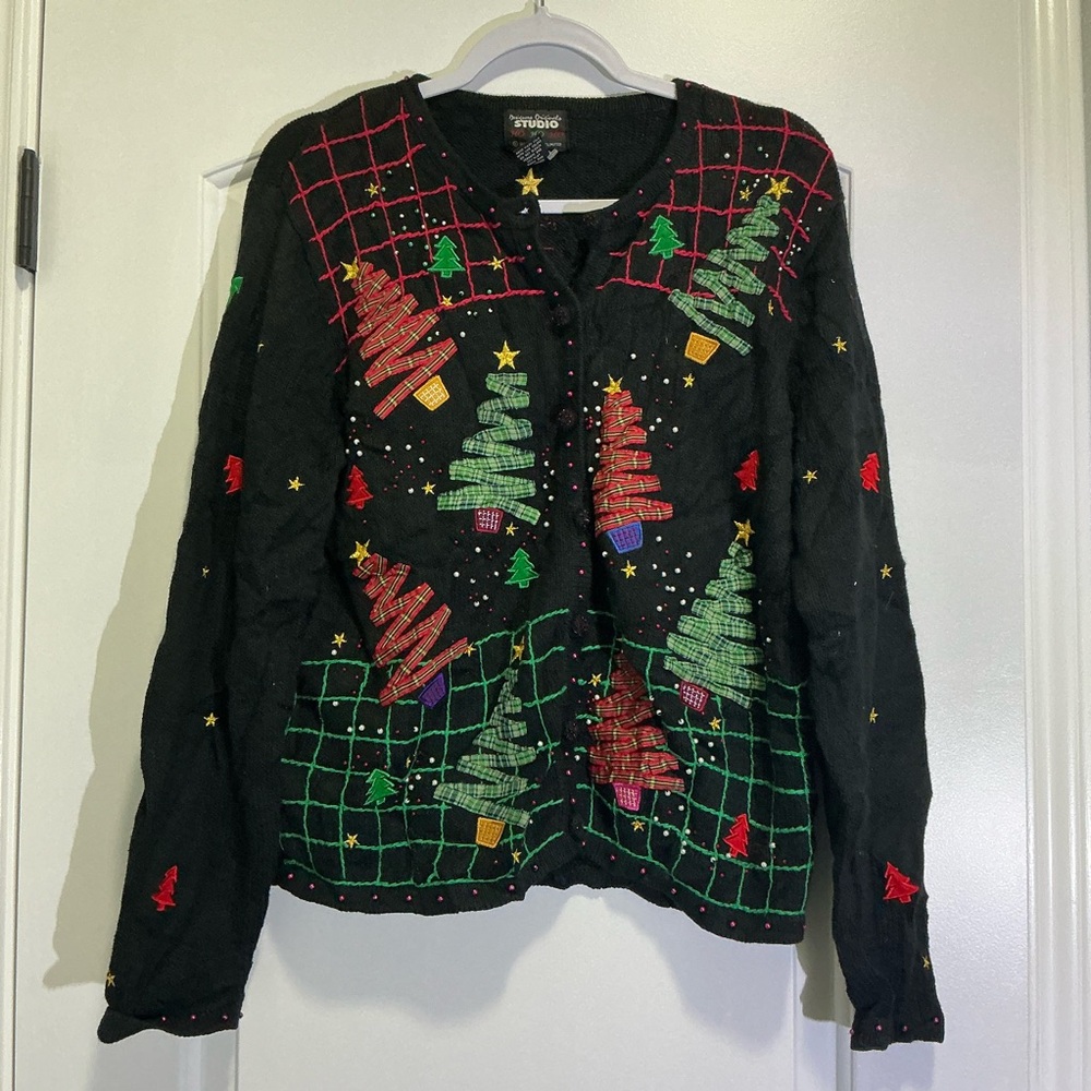 Designers Originals Studio Ho Ho Ho Embroidered Christmas Sweater Size Medium